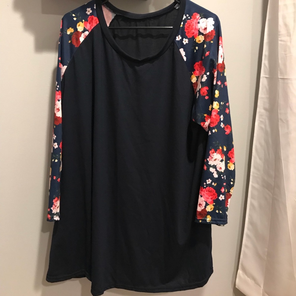 Plus size  navy & floral baseball style shirt 4x